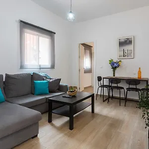 https://san-miguel-terraza-tranquilo-moderno-2-dormitorios.es-andalucia.com